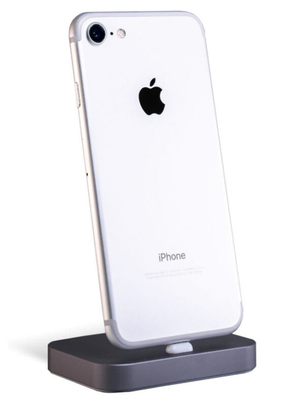 Б/У iPhone 7 32Gb Silver (Состояние 10/10)