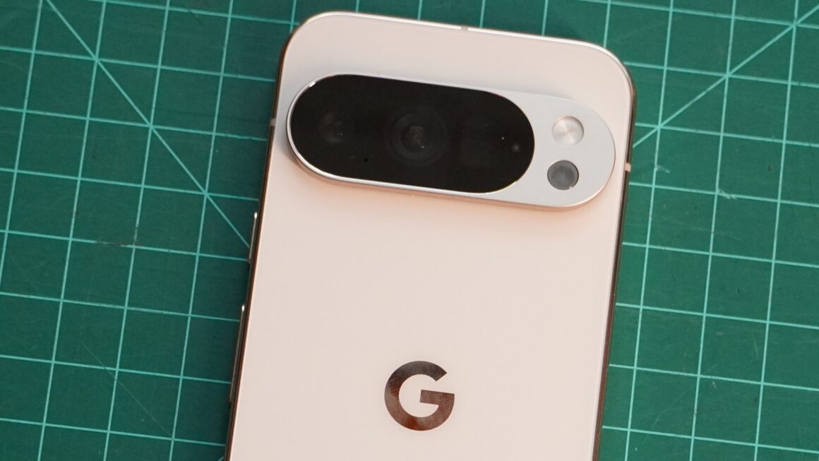 Обзор Google Pixel 10 Pro: что нового и что осталось без изменений