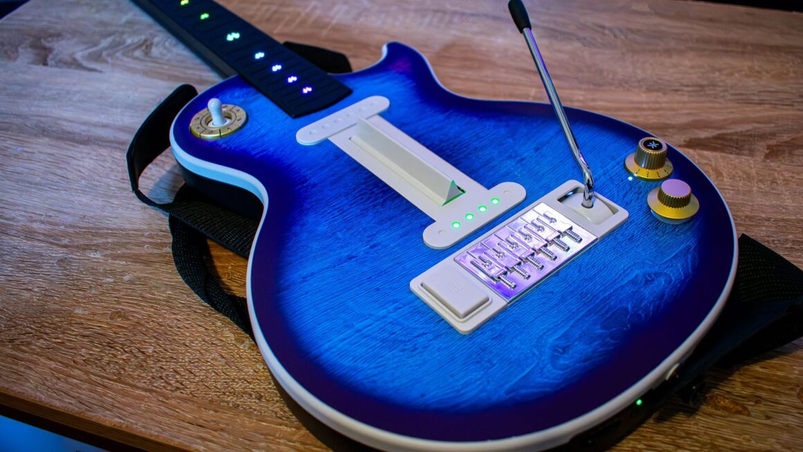 Обзор гитарных контроллеров CRKD Gibson Les Paul: новая эпоха ритм-игр