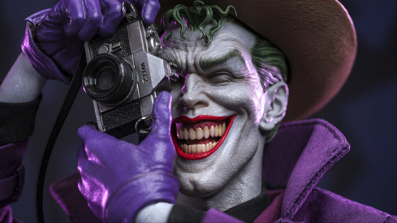 Впечатляющий коллекционный фигурка Hot Toys воссоздает легендарный образ Джокера из комикса