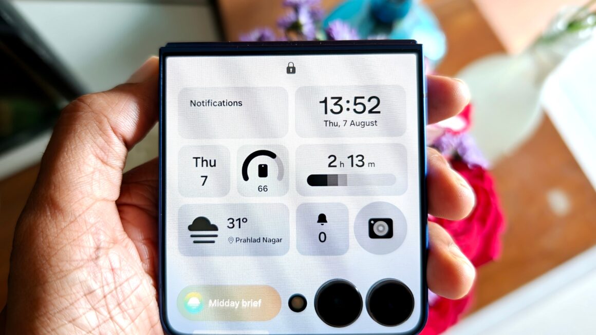 Обзор Samsung Galaxy Z Flip 7: новый уровень надежности и функциональности
