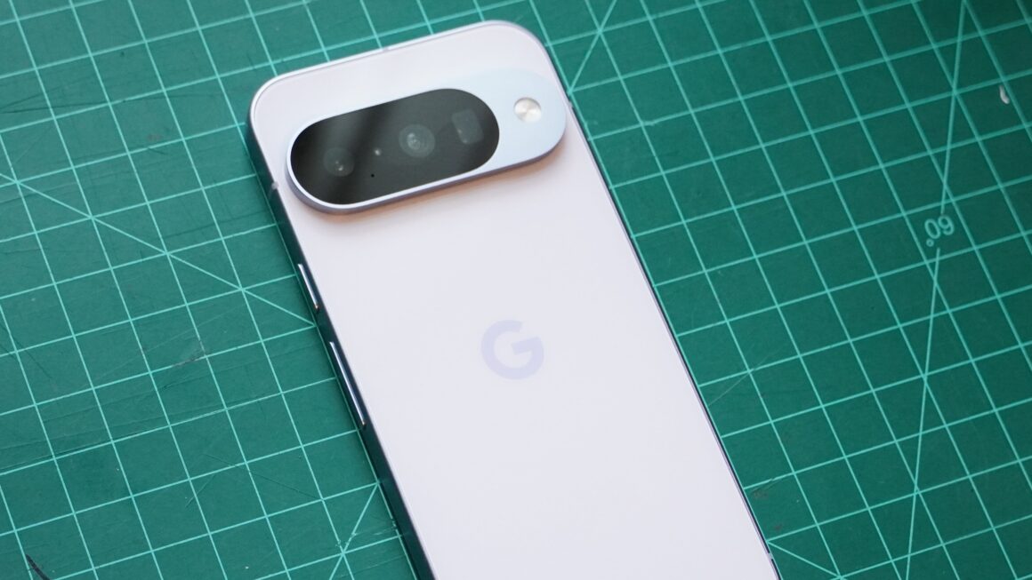 Обзор Google Pixel 10: что нового и стоит ли покупать