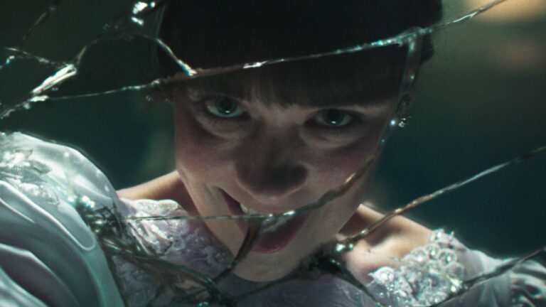Финальный фильм серии «Заклятие»: премьеры в 4K Steelbook уже доступны для предзаказа